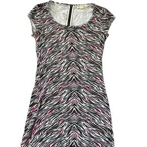 Vintage Forever 21 Pink & black zebra print dress, short sleeves & zipper back